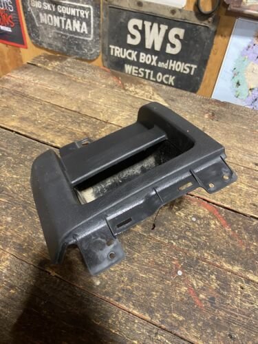 03-'05 Dodge Ram Grey Cubby Pocket - Image 2
