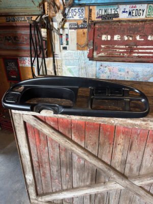1999-2002 DODGE RAM 2500 3500 GAUGE DASH BEZEL RADIO SURROUND